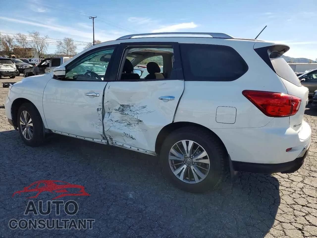 2017 NISSAN PATHFINDER Damaged VIN 5N1DR2MM6HC633284 – rear exterior 2017 NISSAN PATHFINDER Damaged VIN 5N1DR2MM6HC633284 – rear exterior