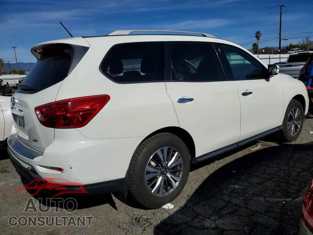 2017 NISSAN PATHFINDER Damaged VIN 5N1DR2MM6HC633284 – side profile 2017 NISSAN PATHFINDER Damaged VIN 5N1DR2MM6HC633284 – side profile