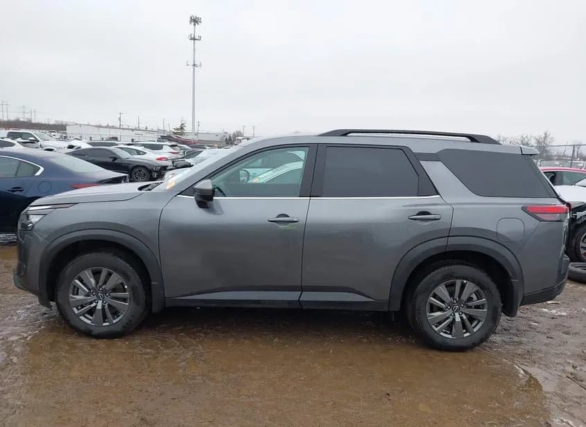 2025 NISSAN Pathfinder Used VIN 5N1DR3BC3SC292501 – front exterior 2025 NISSAN Pathfinder Used VIN 5N1DR3BC3SC292501 – front exterior