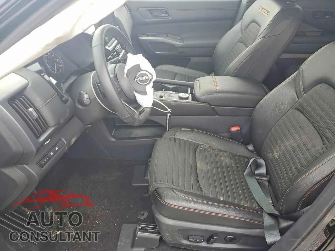 2025 NISSAN PATHFINDER Damaged VIN 5N1DR3BD8SC214904 – exterior detail 2025 NISSAN PATHFINDER Damaged VIN 5N1DR3BD8SC214904 – exterior detail