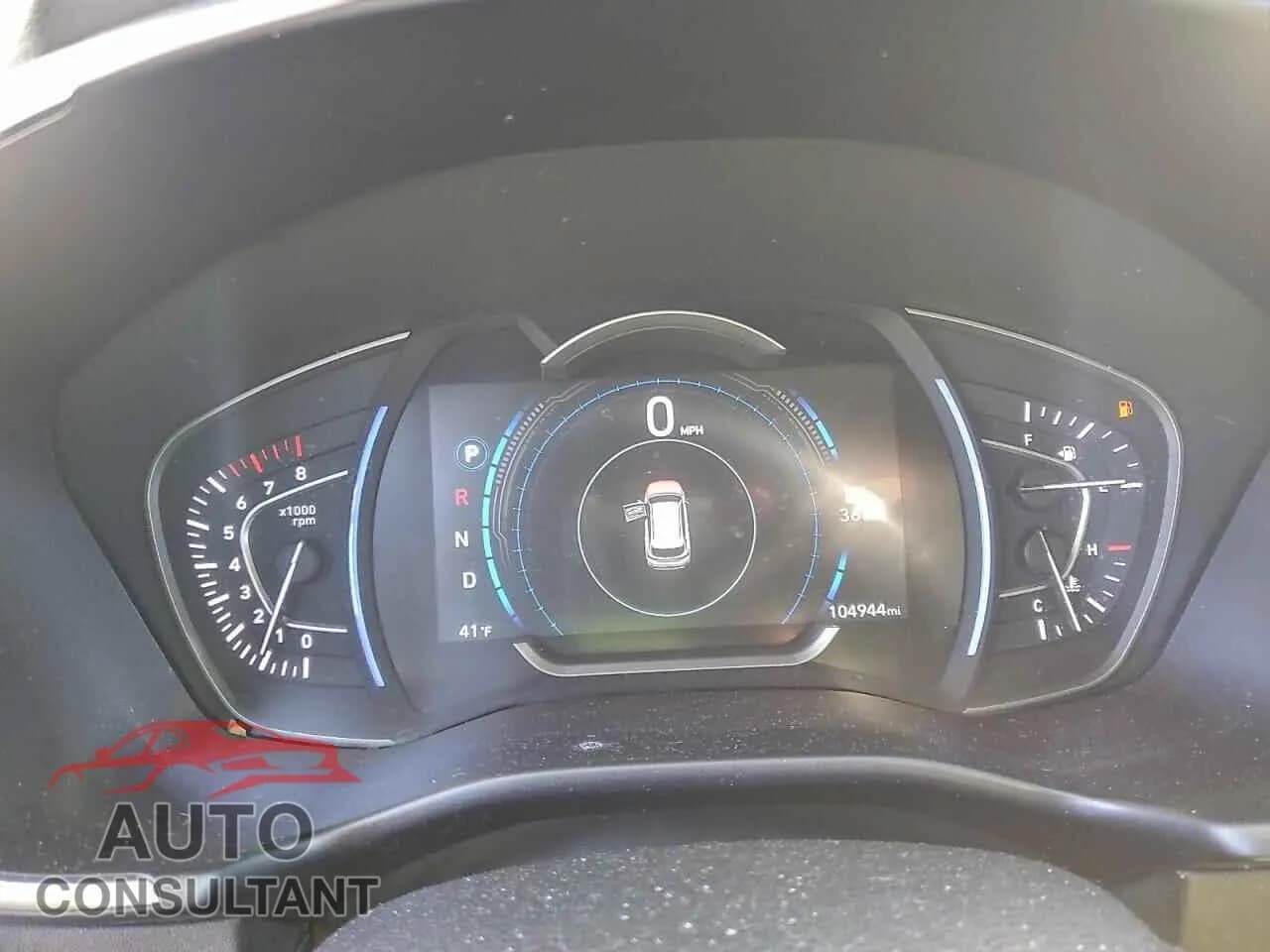 2019 HYUNDAI SANTA FE Damaged VIN 5NMS33AD6KH025703 – trunk area 2019 HYUNDAI SANTA FE Damaged VIN 5NMS33AD6KH025703 – trunk area