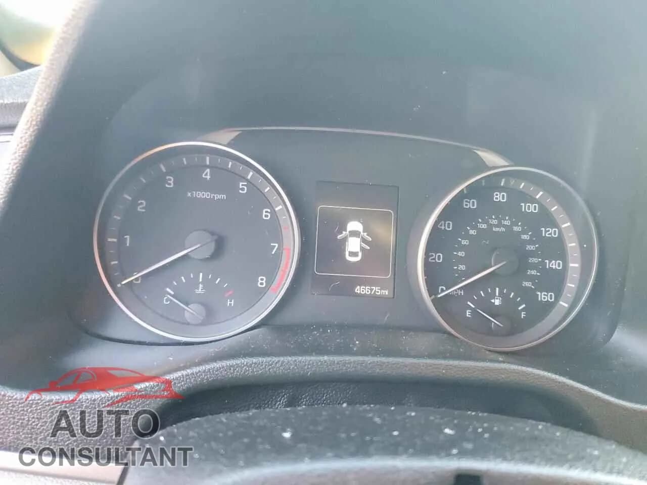 2018 HYUNDAI ELANTRA Damaged VIN 5NPD84LF5JH372665 – trunk area 2018 HYUNDAI ELANTRA Damaged VIN 5NPD84LF5JH372665 – trunk area