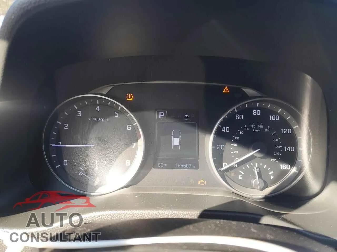 2017 HYUNDAI ELANTRA Damaged VIN 5NPD84LF6HH150274 – trunk area 2017 HYUNDAI ELANTRA Damaged VIN 5NPD84LF6HH150274 – trunk area