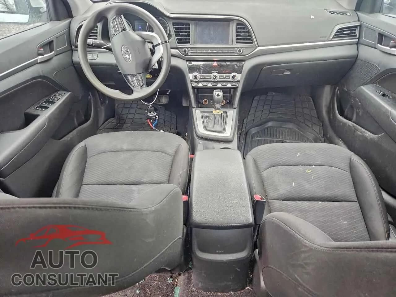 2020 HYUNDAI ELANTRA Damaged VIN 5NPD84LFXLH558897 – undercarriage 2020 HYUNDAI ELANTRA Damaged VIN 5NPD84LFXLH558897 – undercarriage