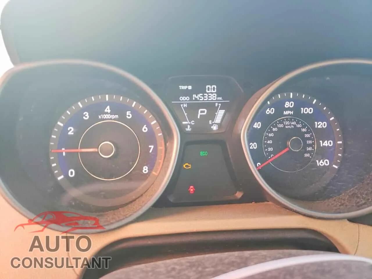 2013 HYUNDAI ELANTRA Damaged VIN 5NPDH4AE4DH375605 – trunk area 2013 HYUNDAI ELANTRA Damaged VIN 5NPDH4AE4DH375605 – trunk area