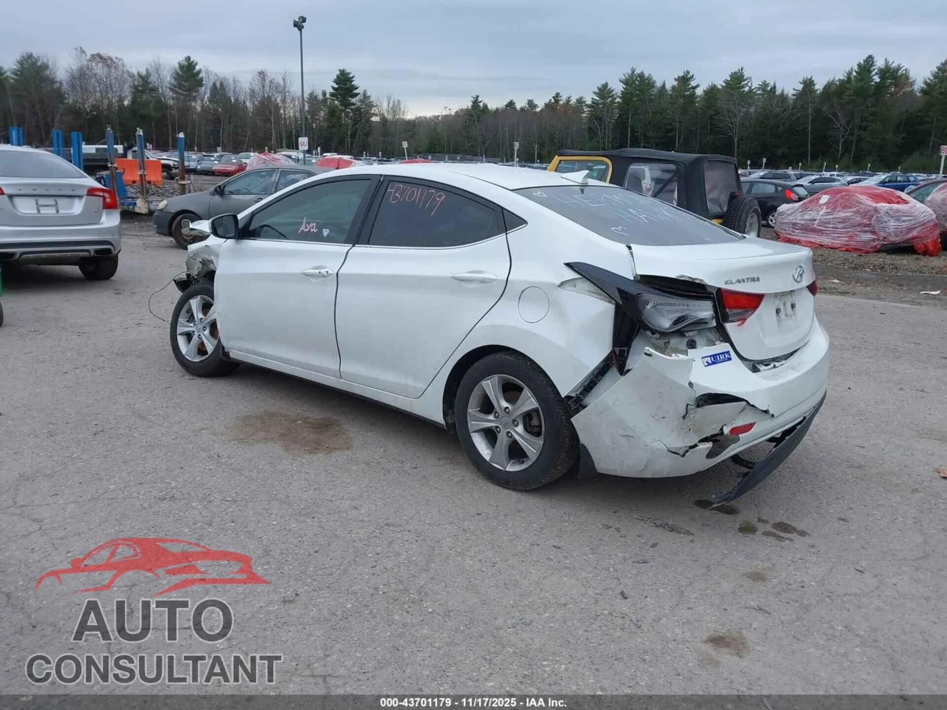 2016 HYUNDAI ELANTRA Damaged VIN 5NPDH4AE4GH681210 – side profile 2016 HYUNDAI ELANTRA Damaged VIN 5NPDH4AE4GH681210 – side profile