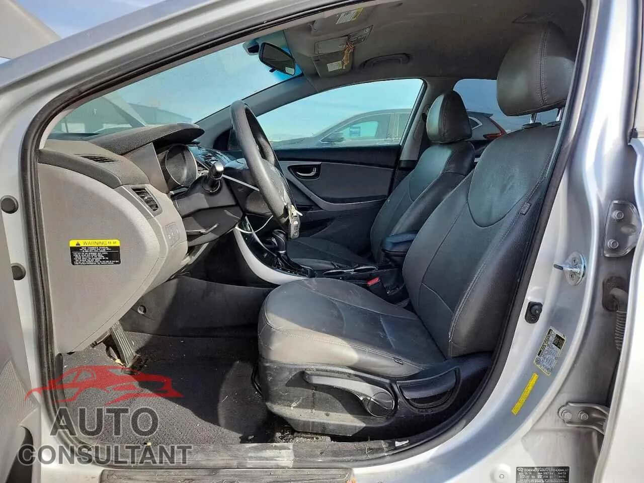 2014 HYUNDAI ELANTRA Damaged VIN 5NPDH4AEXEH506179 – exterior detail 2014 HYUNDAI ELANTRA Damaged VIN 5NPDH4AEXEH506179 – exterior detail