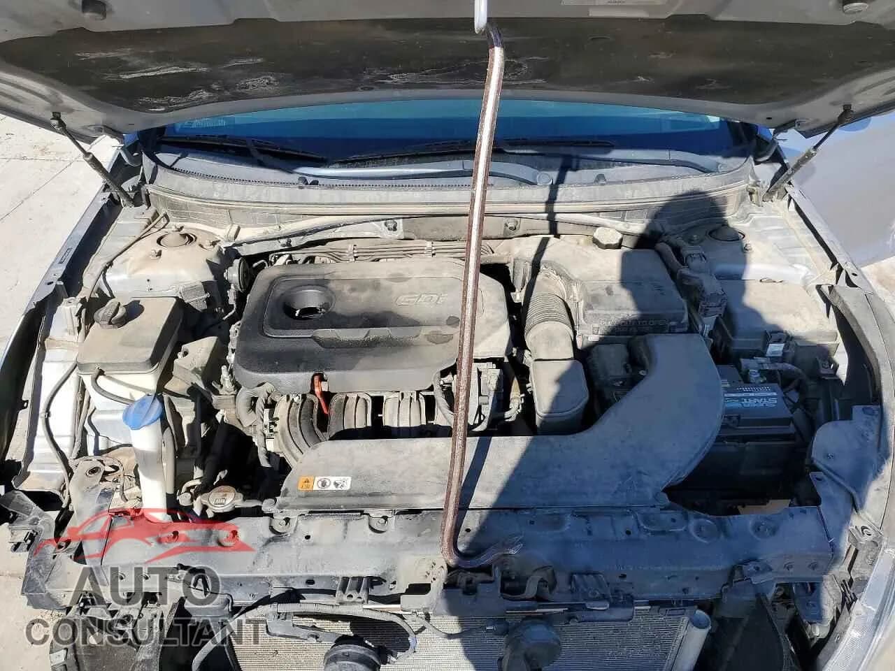 2017 HYUNDAI SONATA Damaged VIN 5NPE24AF0HH587647 – photo 11 2017 HYUNDAI SONATA Damaged VIN 5NPE24AF0HH587647 – photo 11