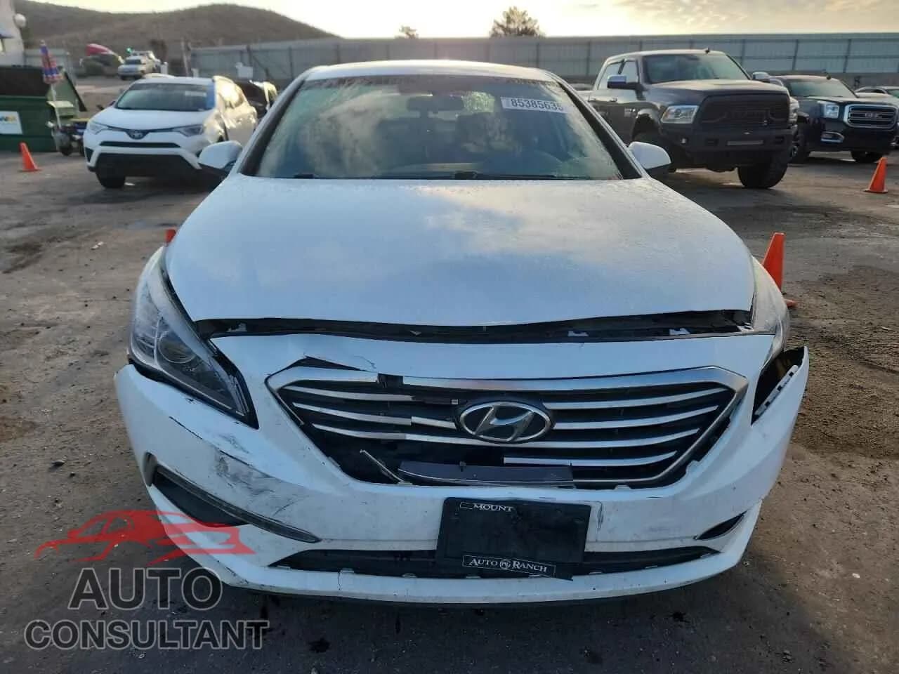 2015 HYUNDAI SONATA Damaged VIN 5NPE24AF8FH219424 – interior seats 2015 HYUNDAI SONATA Damaged VIN 5NPE24AF8FH219424 – interior seats