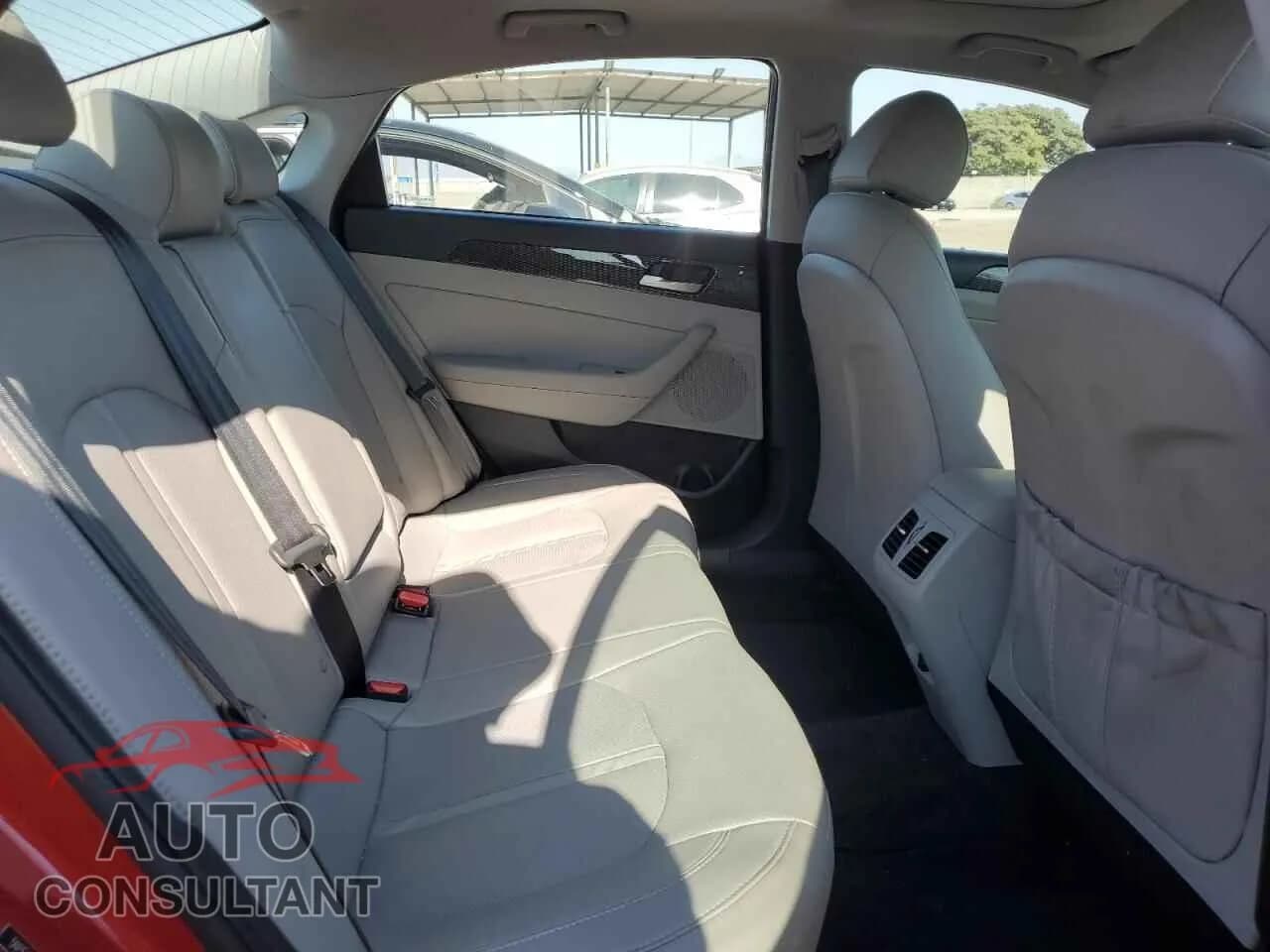 2018 HYUNDAI SONATA Damaged VIN 5NPE34AF6JH671135 – odometer reading 2018 HYUNDAI SONATA Damaged VIN 5NPE34AF6JH671135 – odometer reading