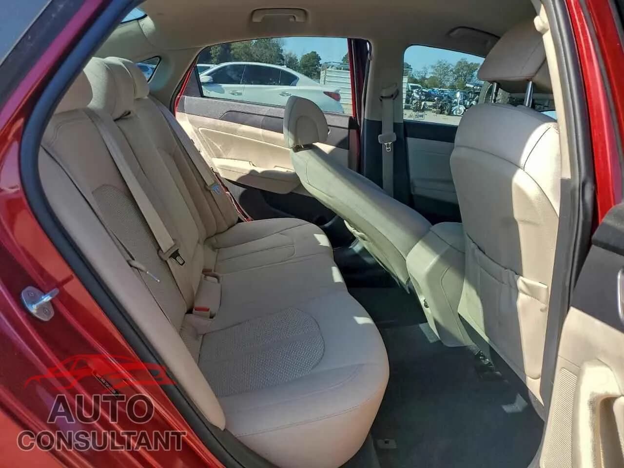 2016 HYUNDAI SONATA Damaged VIN 5NPE34AF7GH331209 – odometer reading 2016 HYUNDAI SONATA Damaged VIN 5NPE34AF7GH331209 – odometer reading