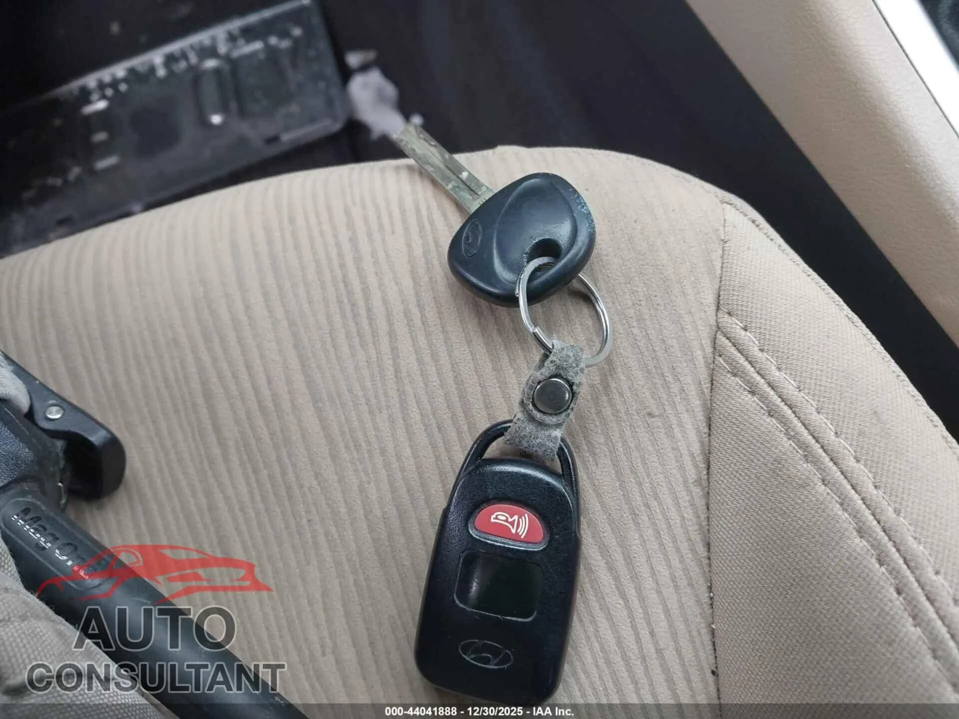 2011 HYUNDAI SONATA Damaged VIN 5NPEB4AC0BH274143 – photo 11 2011 HYUNDAI SONATA Damaged VIN 5NPEB4AC0BH274143 – photo 11