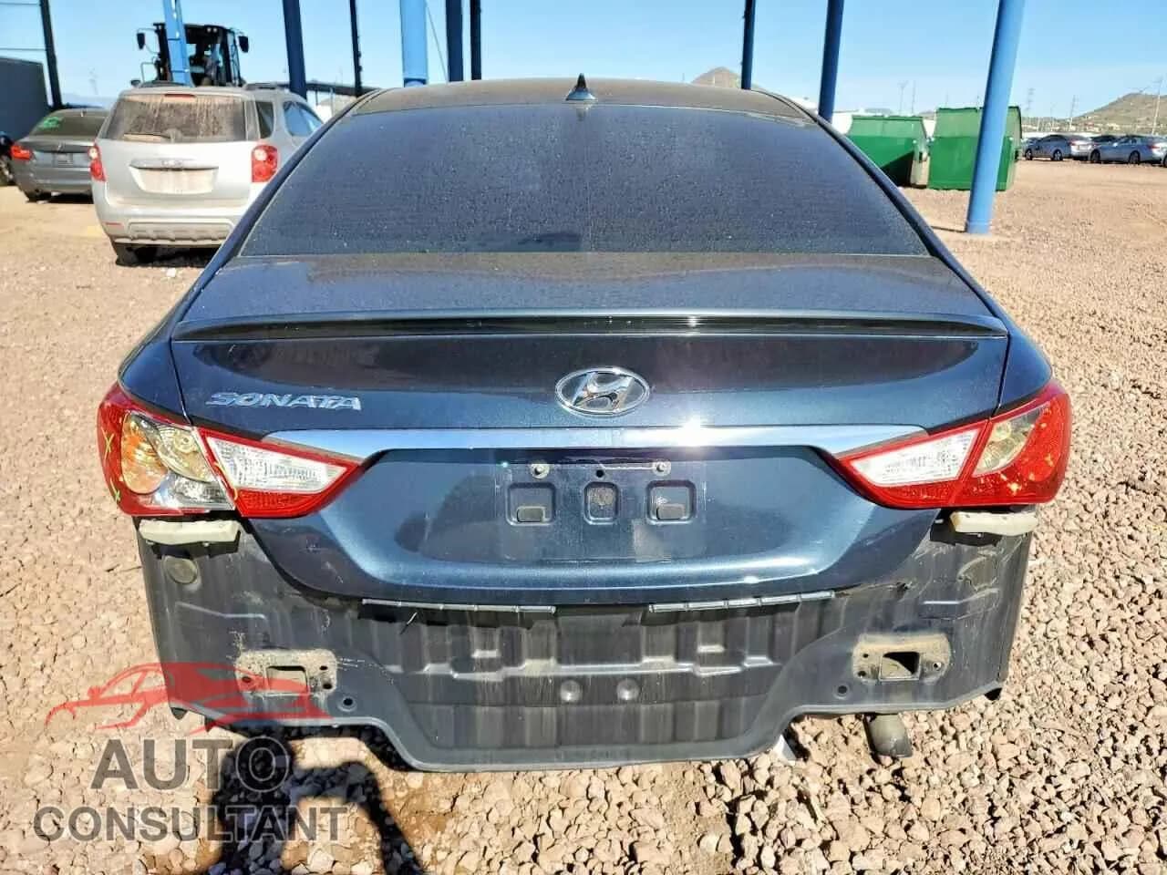 2013 HYUNDAI SONATA Damaged VIN 5NPEB4AC2DH616131 – engine bay 2013 HYUNDAI SONATA Damaged VIN 5NPEB4AC2DH616131 – engine bay