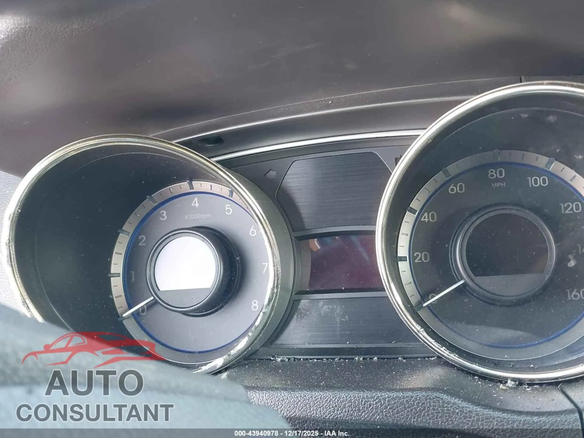 2012 HYUNDAI SONATA Damaged VIN 5NPEB4AC3CH479098 – exterior detail 2012 HYUNDAI SONATA Damaged VIN 5NPEB4AC3CH479098 – exterior detail