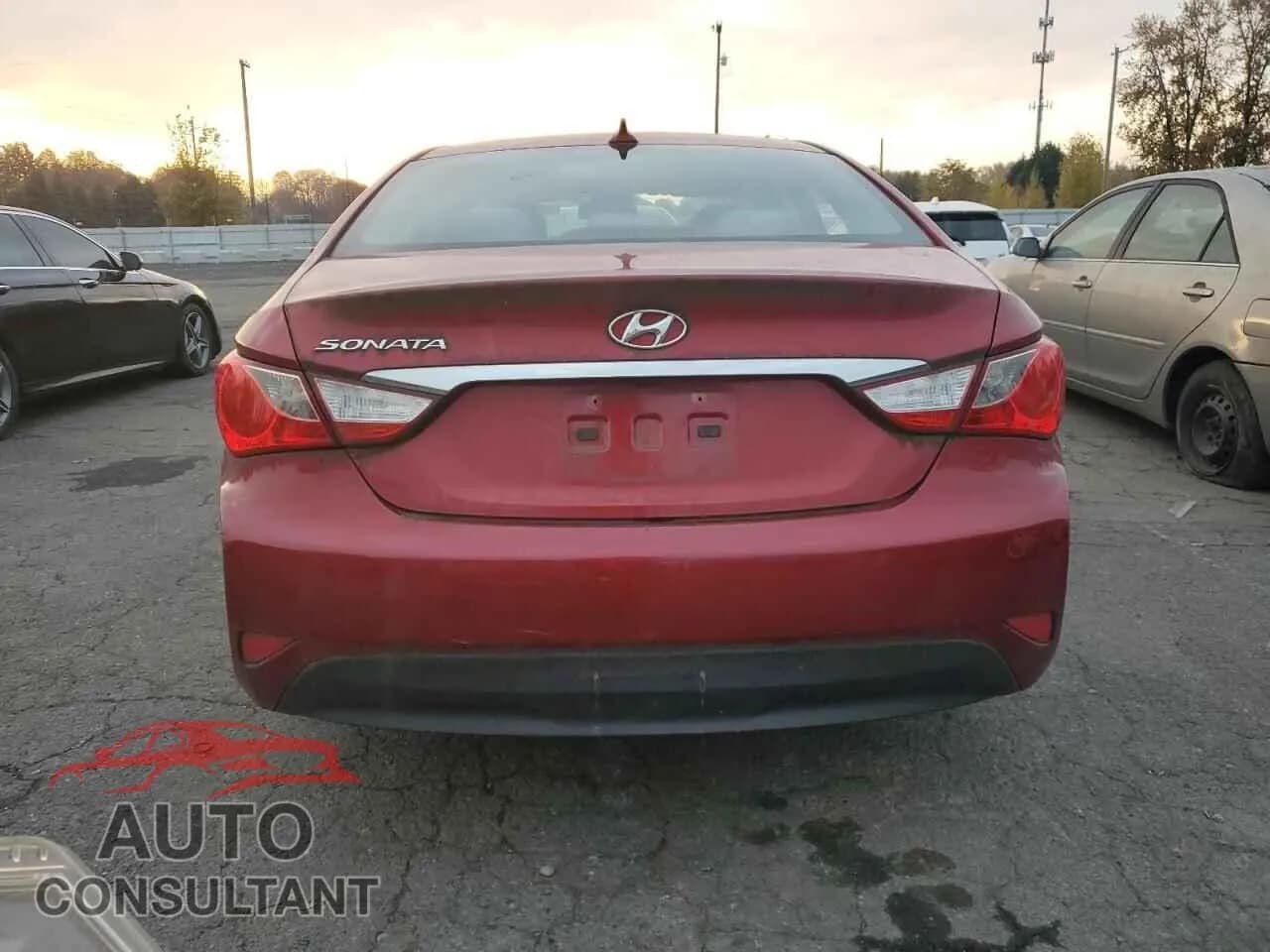 2014 HYUNDAI SONATA Damaged VIN 5NPEB4AC3EH830031 – engine bay 2014 HYUNDAI SONATA Damaged VIN 5NPEB4AC3EH830031 – engine bay