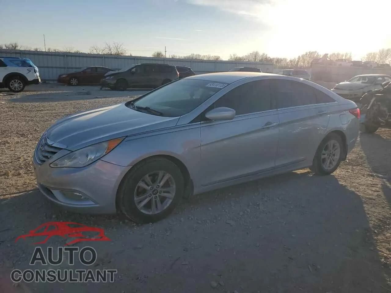 2013 HYUNDAI SONATA Damaged VIN 5NPEB4AC5DH735873 – front exterior 2013 HYUNDAI SONATA Damaged VIN 5NPEB4AC5DH735873 – front exterior