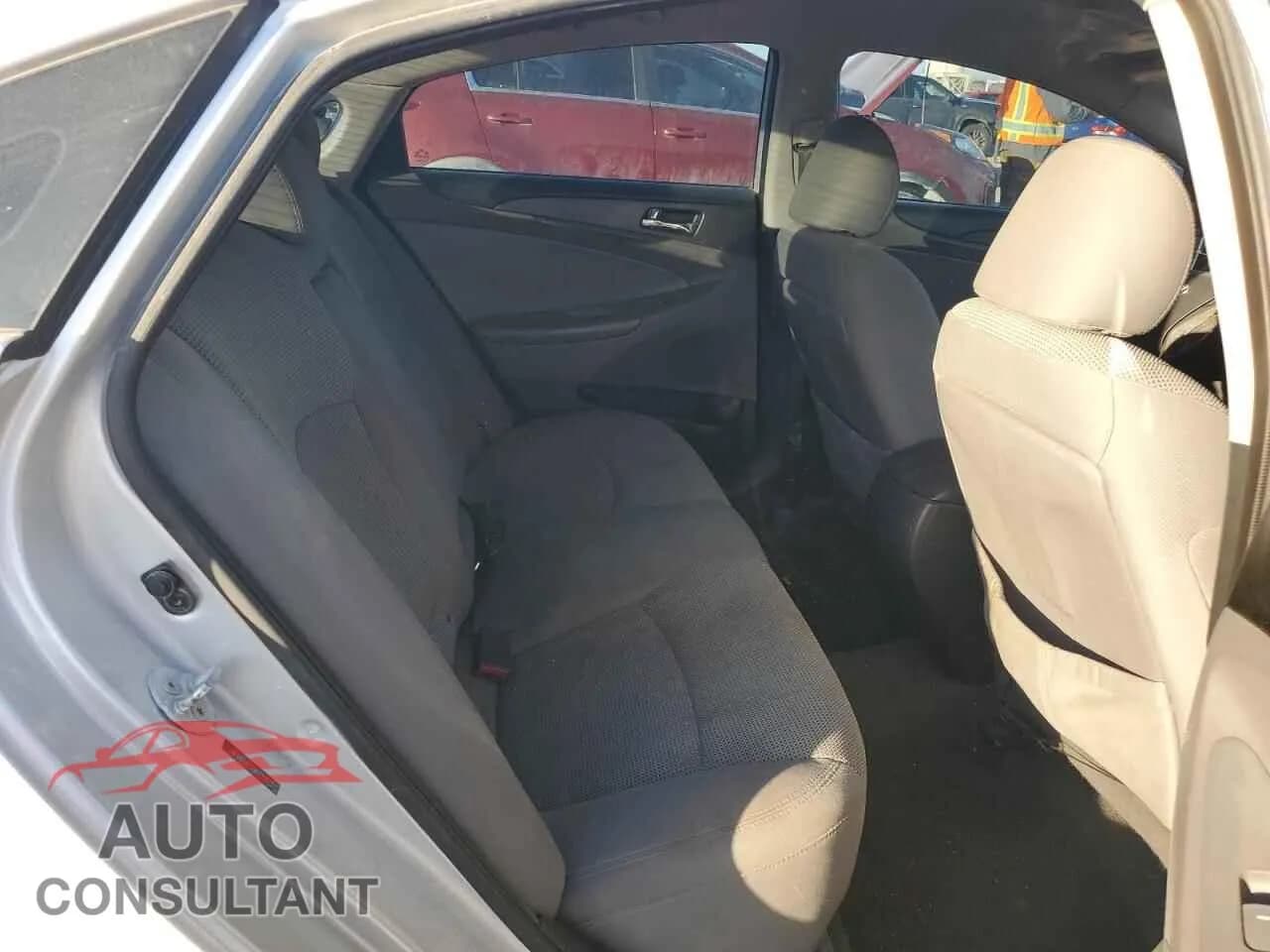 2013 HYUNDAI SONATA Damaged VIN 5NPEB4AC5DH735873 – odometer reading 2013 HYUNDAI SONATA Damaged VIN 5NPEB4AC5DH735873 – odometer reading