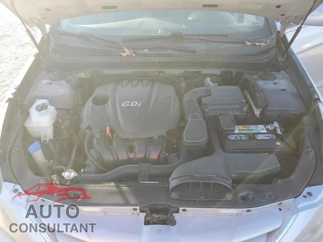 2013 HYUNDAI SONATA Damaged VIN 5NPEB4AC5DH735873 – photo 11 2013 HYUNDAI SONATA Damaged VIN 5NPEB4AC5DH735873 – photo 11