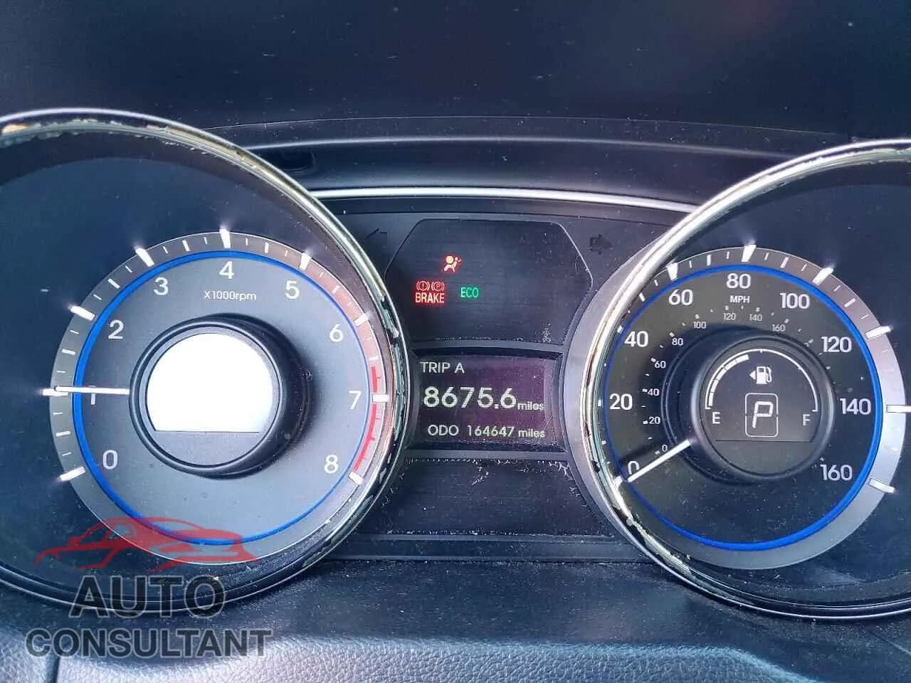 2013 HYUNDAI SONATA Damaged VIN 5NPEB4AC6DH738765 – trunk area 2013 HYUNDAI SONATA Damaged VIN 5NPEB4AC6DH738765 – trunk area