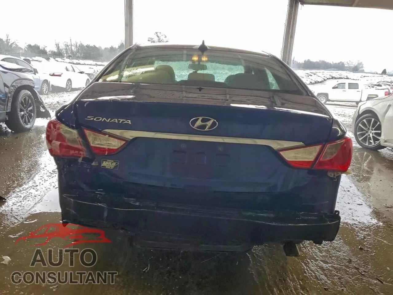 2013 HYUNDAI SONATA Damaged VIN 5NPEB4AC9DH799687 – engine bay 2013 HYUNDAI SONATA Damaged VIN 5NPEB4AC9DH799687 – engine bay