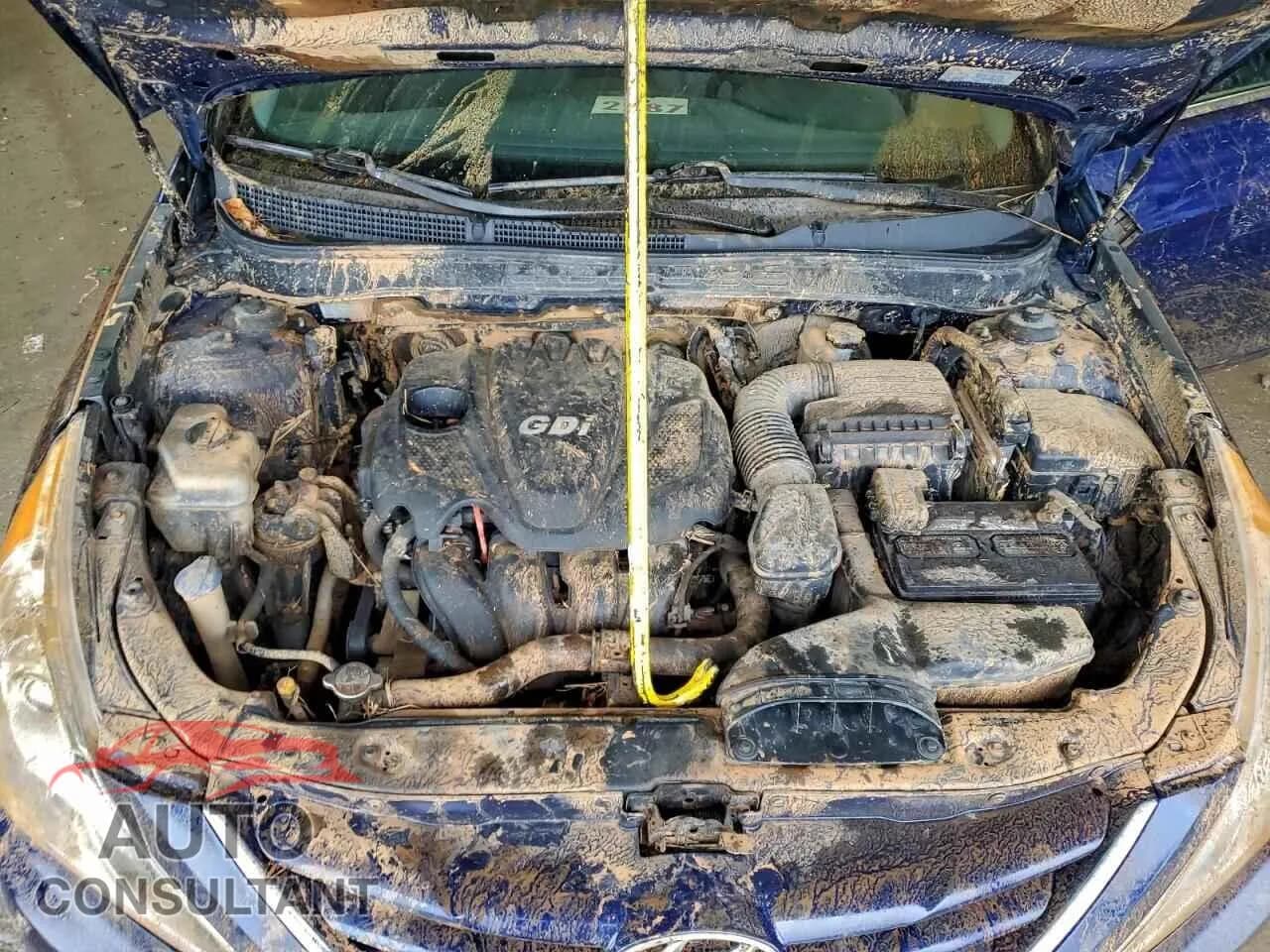 2013 HYUNDAI SONATA Damaged VIN 5NPEB4AC9DH799687 – photo 11 2013 HYUNDAI SONATA Damaged VIN 5NPEB4AC9DH799687 – photo 11