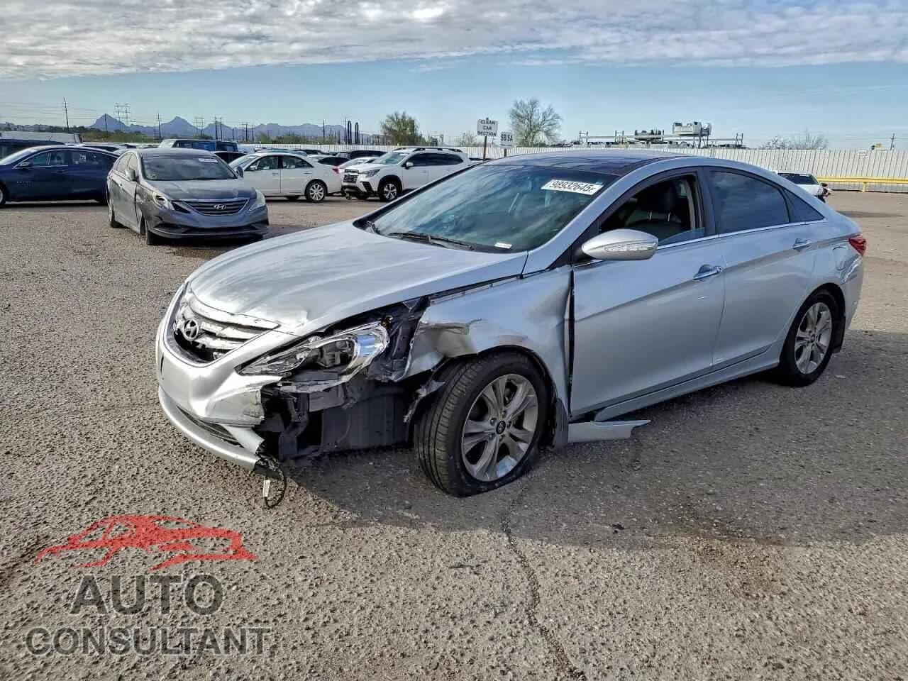 2013 HYUNDAI SONATA Damaged VIN 5NPEC4AC5DH781720 – front exterior 2013 HYUNDAI SONATA Damaged VIN 5NPEC4AC5DH781720 – front exterior