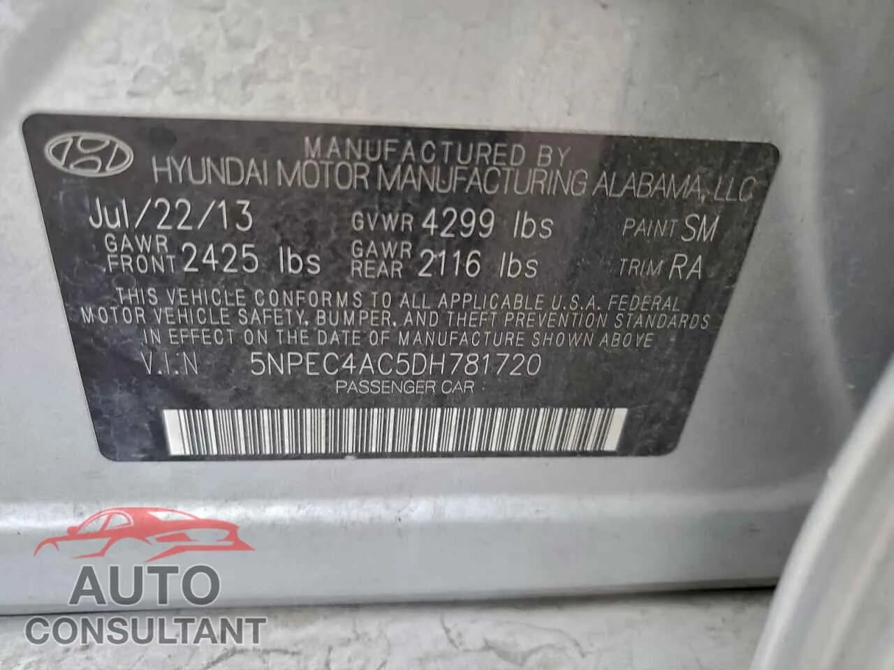 2013 HYUNDAI SONATA Damaged VIN 5NPEC4AC5DH781720 – photo 12 2013 HYUNDAI SONATA Damaged VIN 5NPEC4AC5DH781720 – photo 12