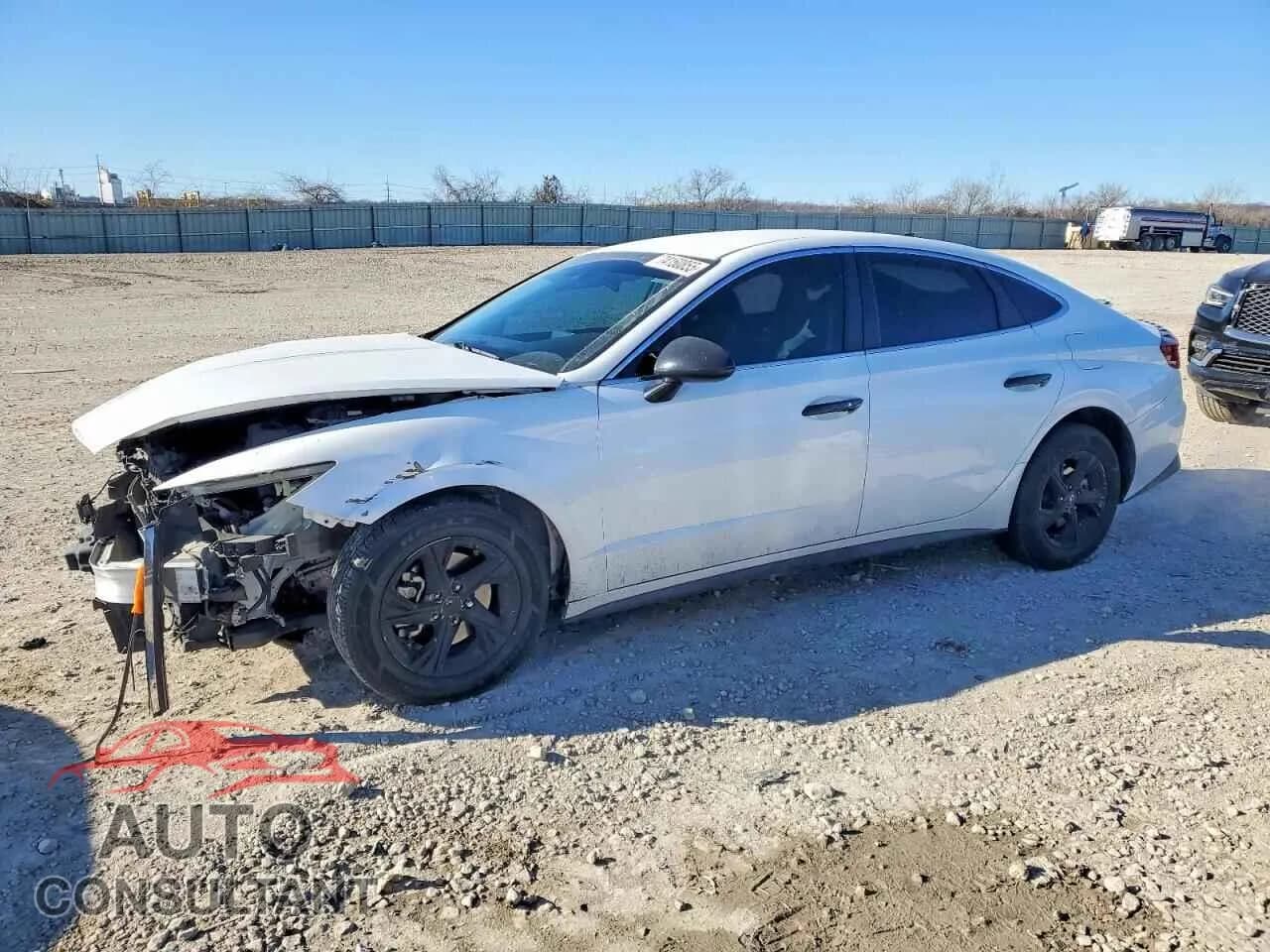 2020 HYUNDAI SONATA Damaged VIN 5NPEG4JA0LH016674 – front exterior 2020 HYUNDAI SONATA Damaged VIN 5NPEG4JA0LH016674 – front exterior