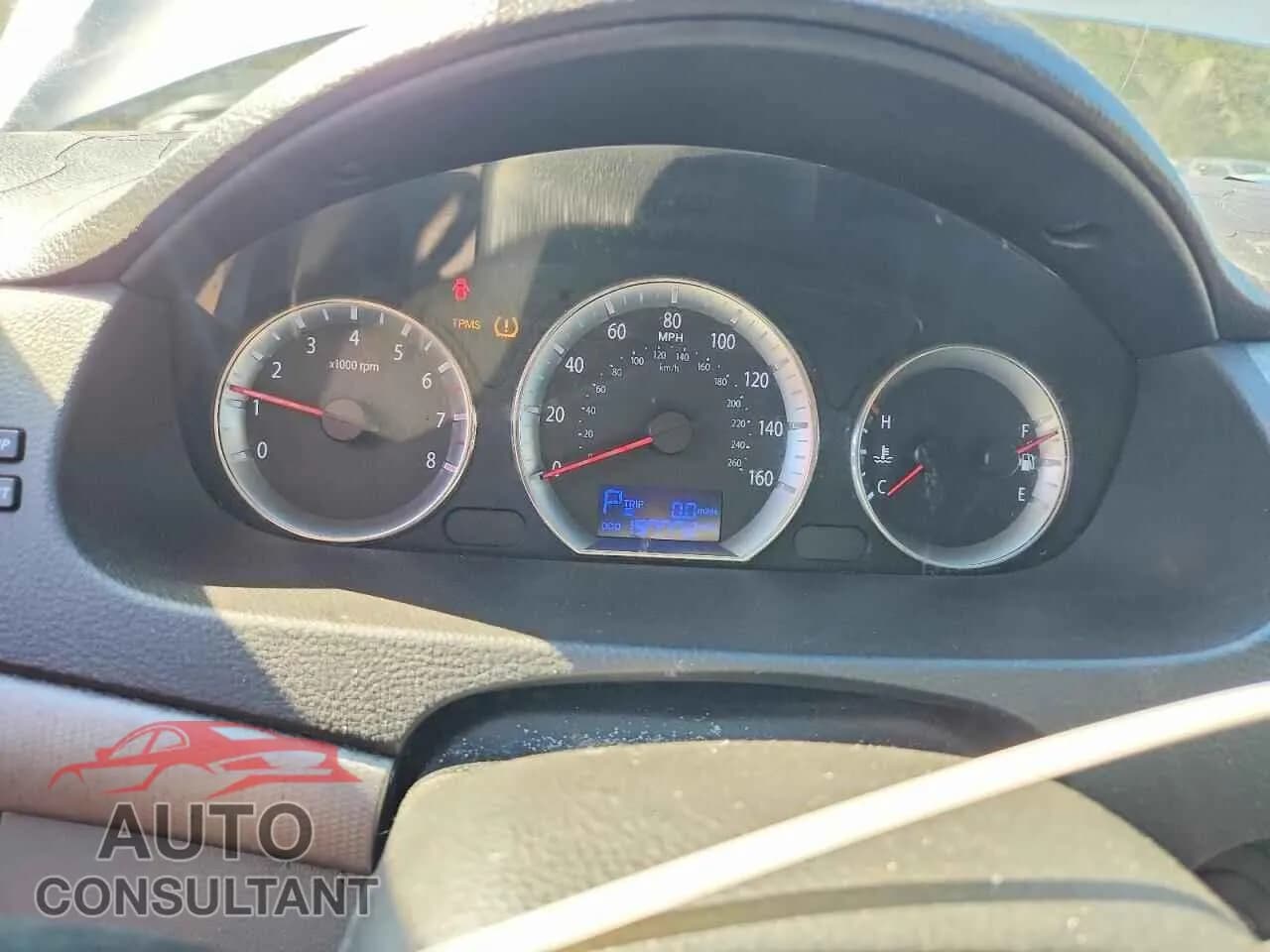 2010 HYUNDAI SONATA Damaged VIN 5NPET4AC4AH628192 – trunk area 2010 HYUNDAI SONATA Damaged VIN 5NPET4AC4AH628192 – trunk area