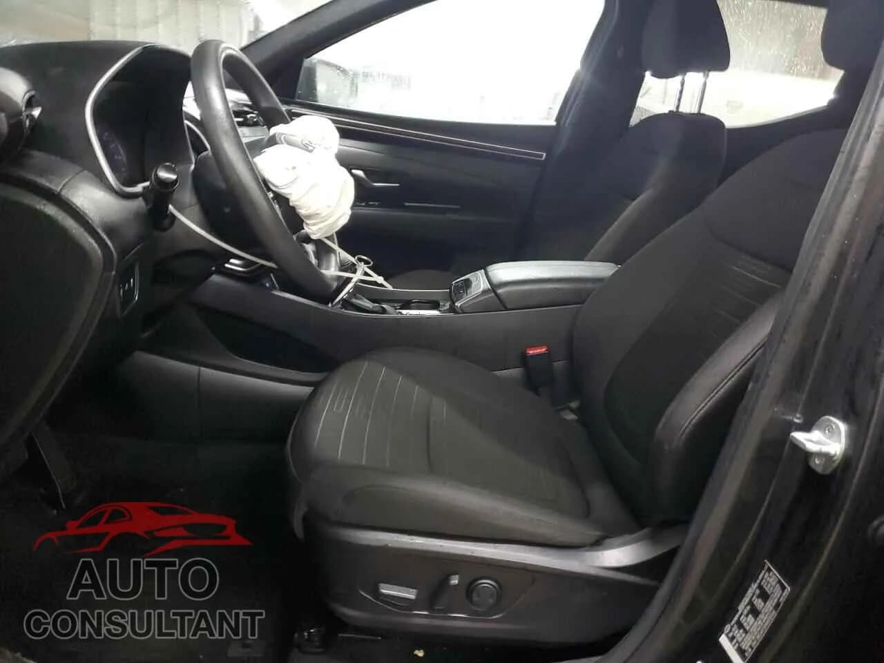 2022 HYUNDAI SANTA CRUZ Damaged VIN 5NTJBDAE5NH010566 – exterior detail 2022 HYUNDAI SANTA CRUZ Damaged VIN 5NTJBDAE5NH010566 – exterior detail