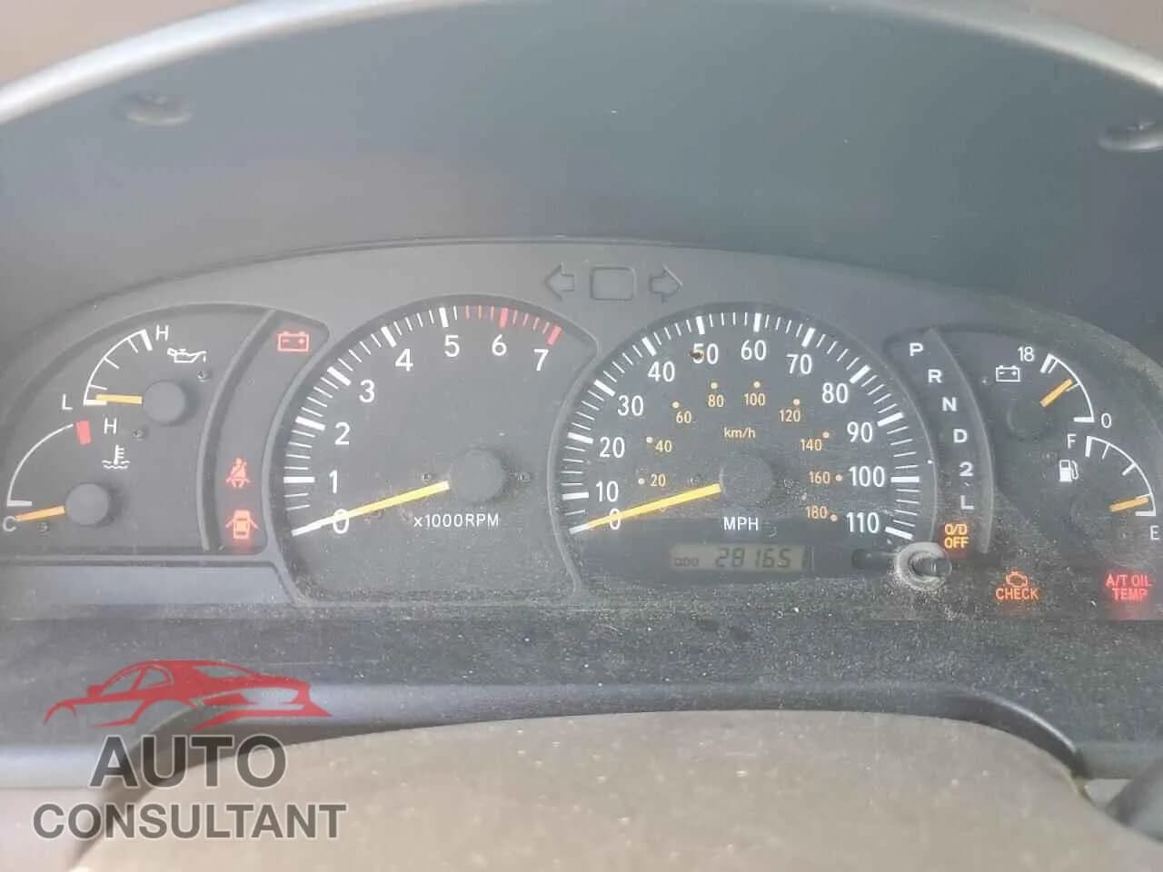 2000 TOYOTA TUNDRA Damaged VIN 5TBBT4810YS040973 – trunk area 2000 TOYOTA TUNDRA Damaged VIN 5TBBT4810YS040973 – trunk area