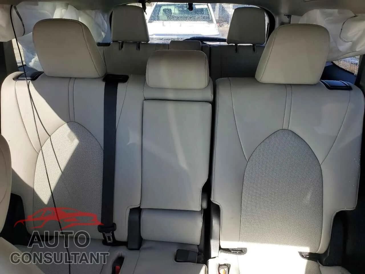 2025 TOYOTA GRAND HIGH Damaged VIN 5TDAAAA56SS026474 – odometer reading 2025 TOYOTA GRAND HIGH Damaged VIN 5TDAAAA56SS026474 – odometer reading