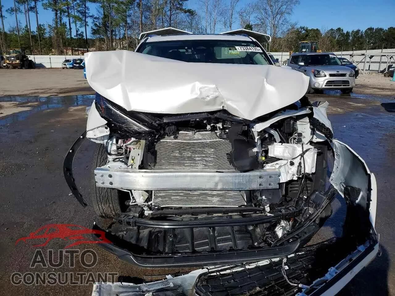 2025 TOYOTA GRAND HIGH Damaged VIN 5TDAAAA56SS026474 – photo 12 2025 TOYOTA GRAND HIGH Damaged VIN 5TDAAAA56SS026474 – photo 12