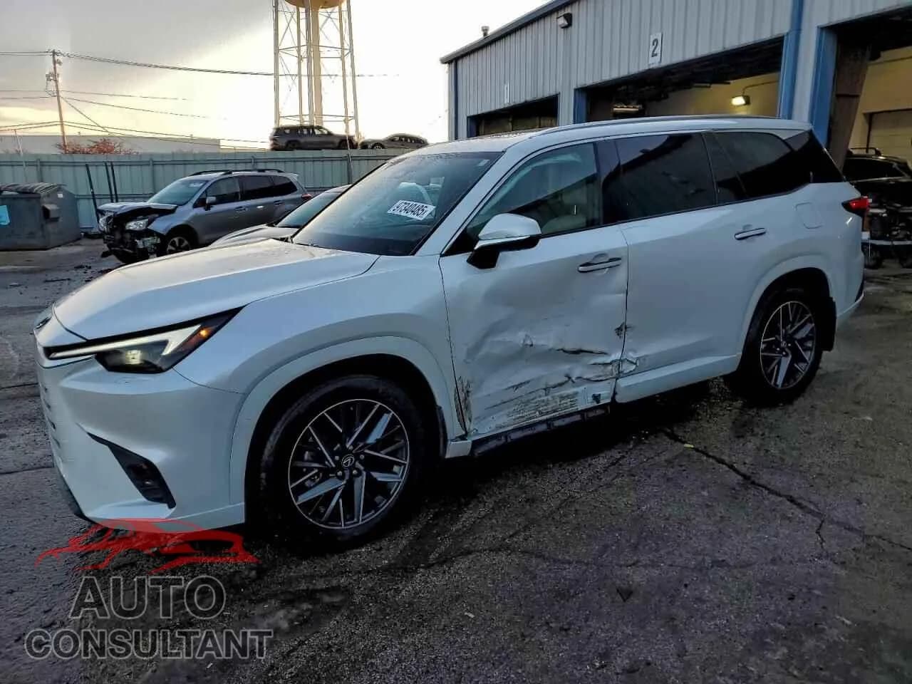 2025 LEXUS TX 350 BAS Damaged VIN 5TDAAAB65SS035576 – front exterior 2025 LEXUS TX 350 BAS Damaged VIN 5TDAAAB65SS035576 – front exterior