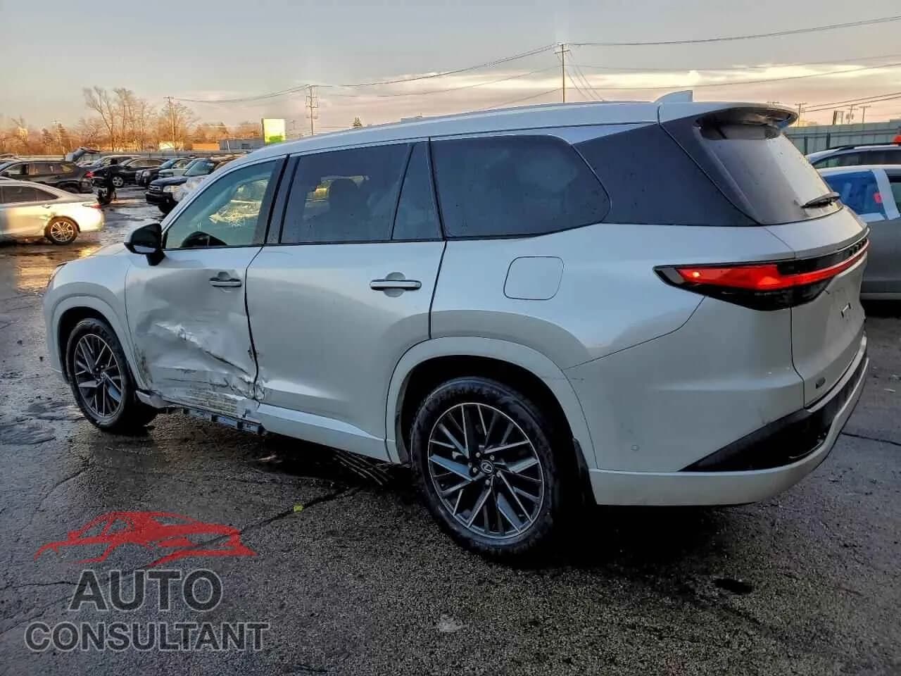 2025 LEXUS TX 350 BAS Damaged VIN 5TDAAAB65SS035576 – rear exterior 2025 LEXUS TX 350 BAS Damaged VIN 5TDAAAB65SS035576 – rear exterior