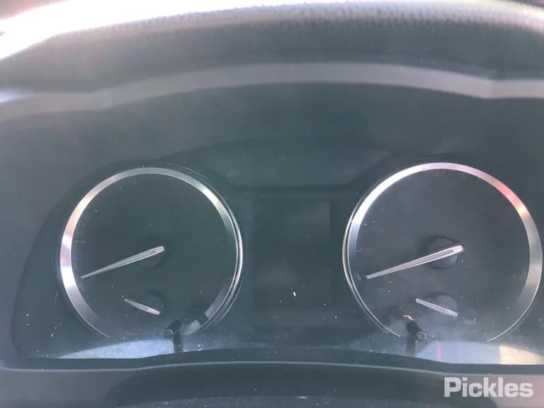 2014 Toyota Kluger Used VIN 5TDBK3FHX0S061578 – photo 23 2014 Toyota Kluger Used VIN 5TDBK3FHX0S061578 – photo 23