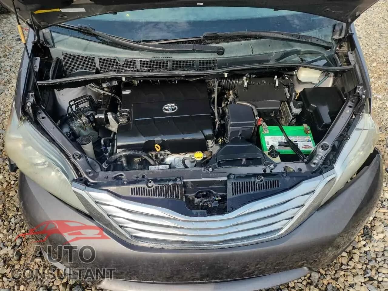 2011 TOYOTA All Models Damaged VIN 5TDDK3DC3BS011818 – photo 11 2011 TOYOTA All Models Damaged VIN 5TDDK3DC3BS011818 – photo 11