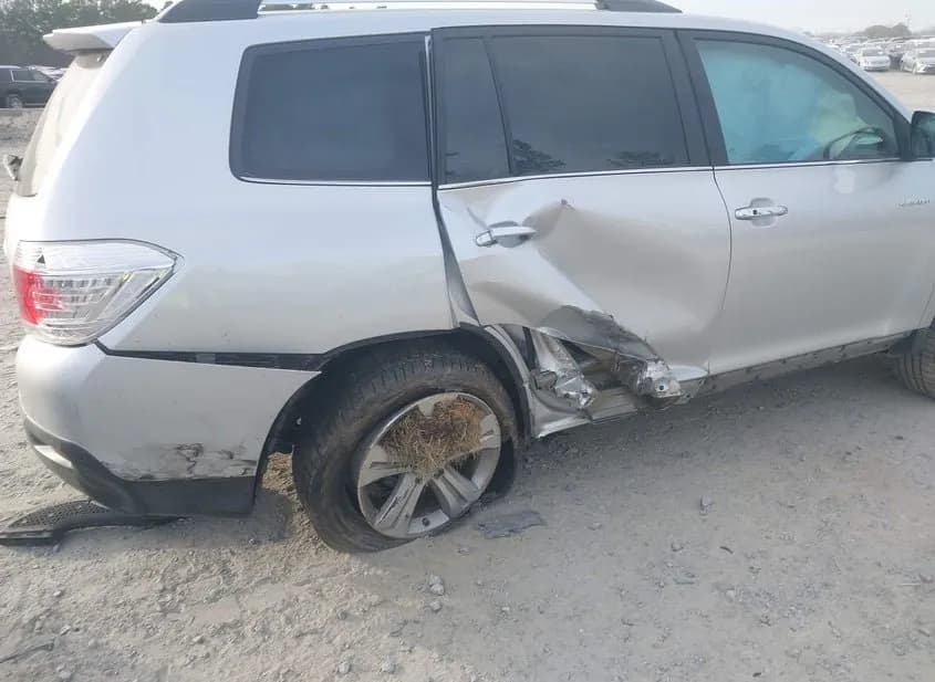 2012 TOYOTA Highlander Used VIN 5TDDK3EH1CS161485 – photo 14 2012 TOYOTA Highlander Used VIN 5TDDK3EH1CS161485 – photo 14