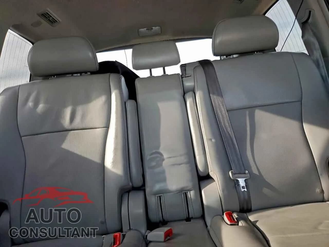 2013 TOYOTA HIGHLANDER Damaged VIN 5TDDK3EH1DS232153 – odometer reading 2013 TOYOTA HIGHLANDER Damaged VIN 5TDDK3EH1DS232153 – odometer reading