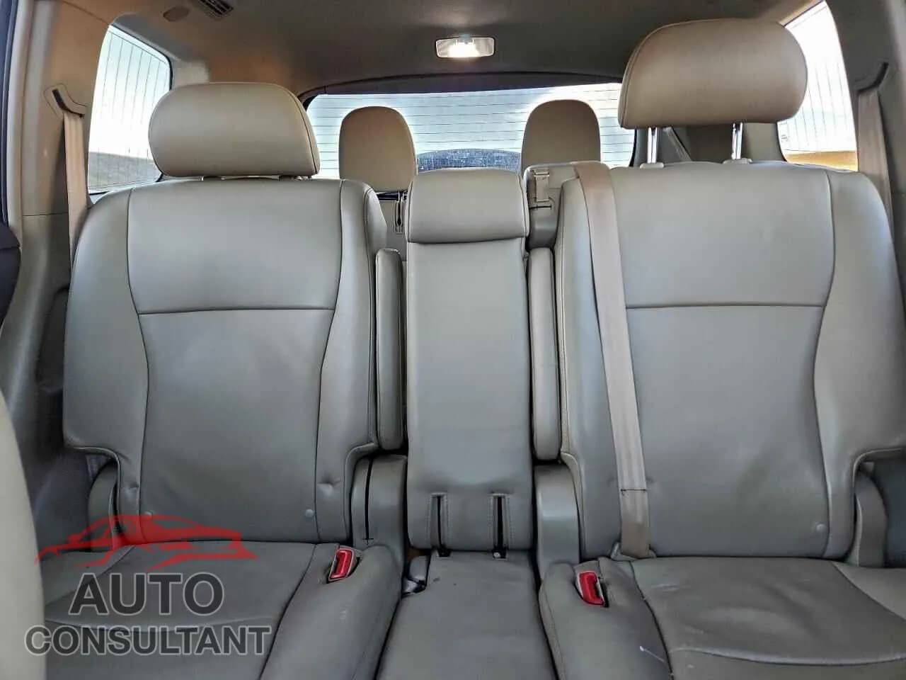 2010 TOYOTA HIGHLANDER Damaged VIN 5TDDK3EH5AS028905 – odometer reading 2010 TOYOTA HIGHLANDER Damaged VIN 5TDDK3EH5AS028905 – odometer reading