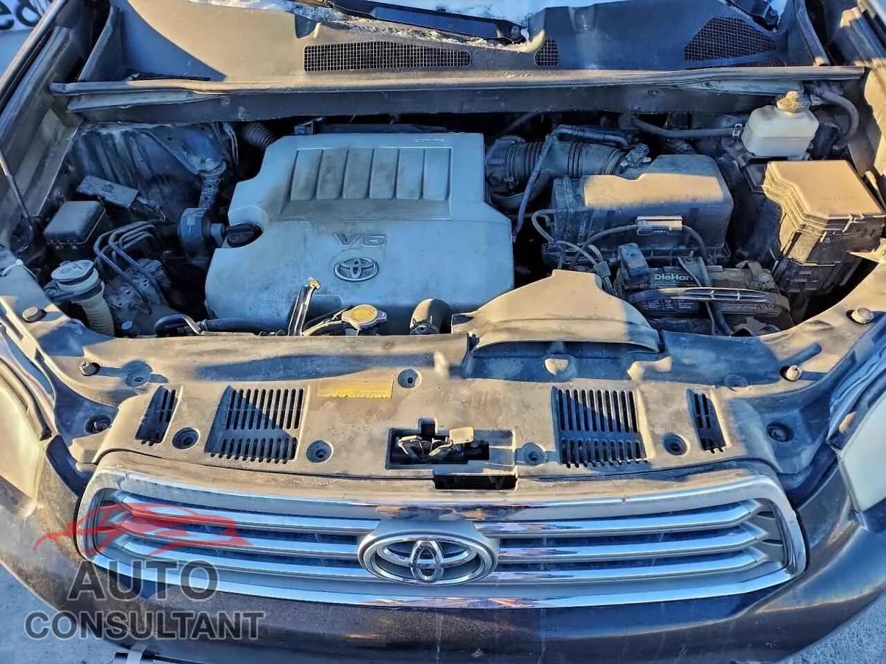 2010 TOYOTA HIGHLANDER Damaged VIN 5TDDK3EH5AS028905 – photo 12 2010 TOYOTA HIGHLANDER Damaged VIN 5TDDK3EH5AS028905 – photo 12