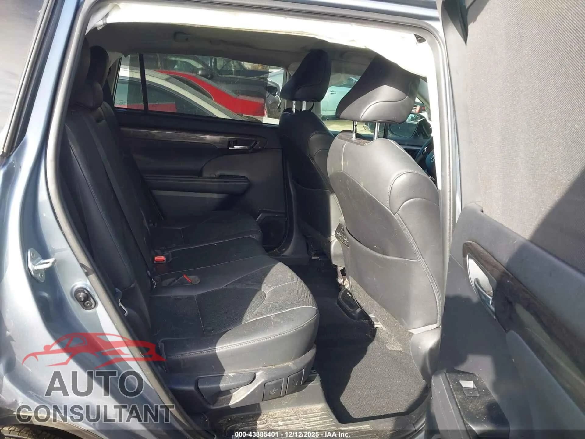 2020 TOYOTA HIGHLANDER Damaged VIN 5TDDZRBH1LS006356 – undercarriage 2020 TOYOTA HIGHLANDER Damaged VIN 5TDDZRBH1LS006356 – undercarriage