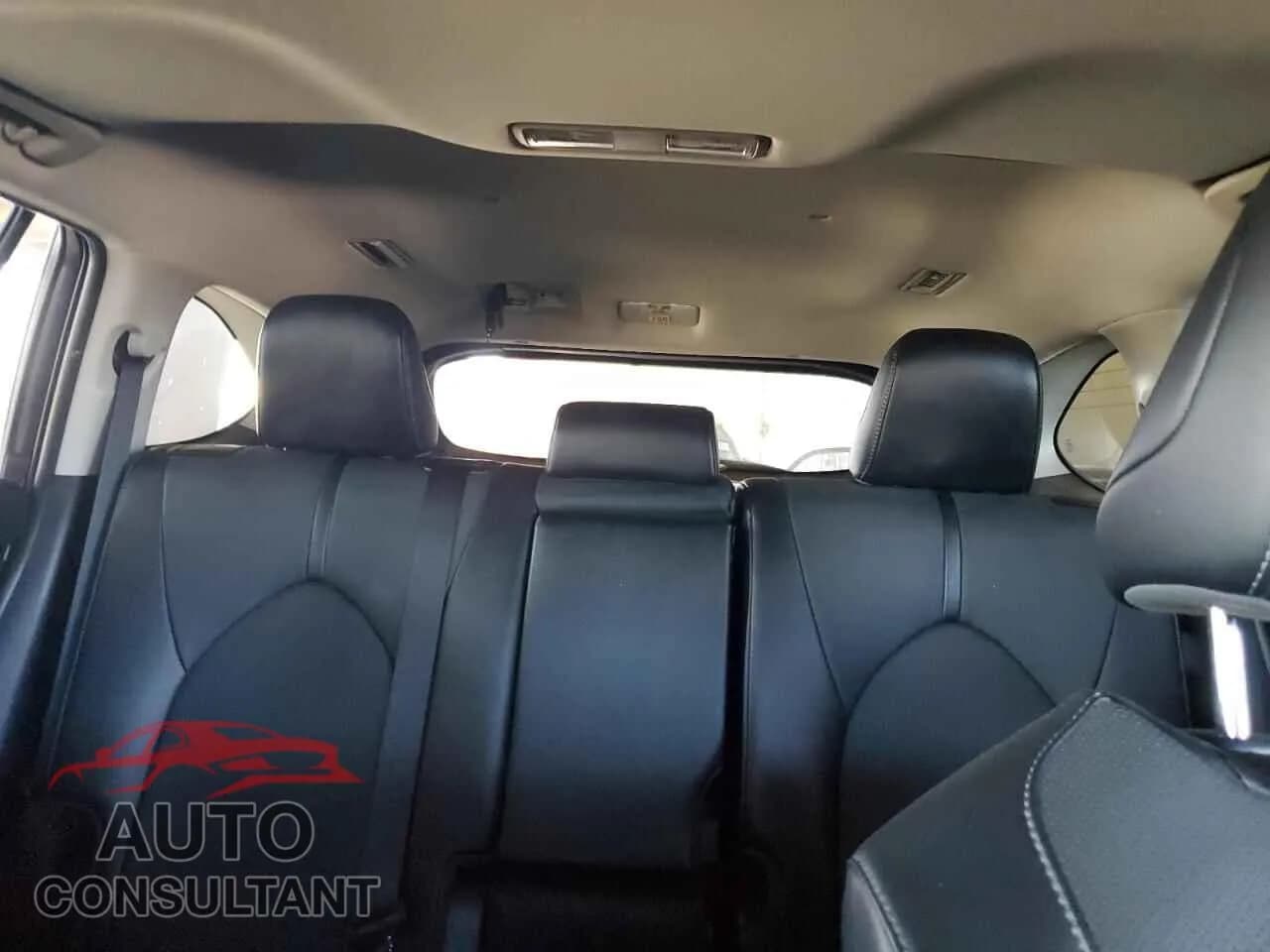 2022 TOYOTA HIGHLANDER Damaged VIN 5TDDZRBH1NS247630 – odometer reading 2022 TOYOTA HIGHLANDER Damaged VIN 5TDDZRBH1NS247630 – odometer reading