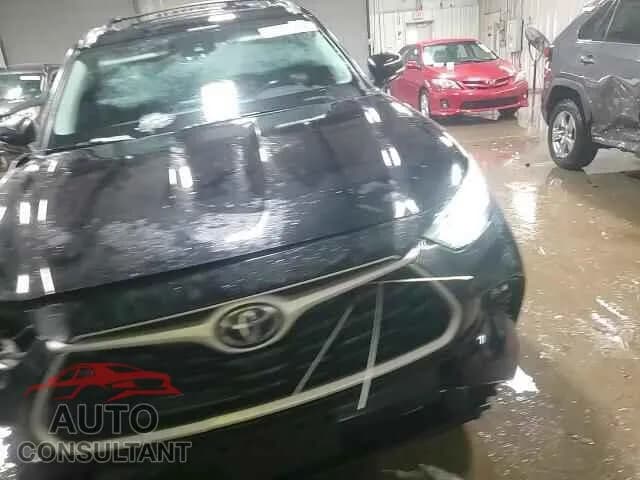 2021 TOYOTA HIGHLANDER Damaged VIN 5TDGBRCH0MS039091 – photo 13 2021 TOYOTA HIGHLANDER Damaged VIN 5TDGBRCH0MS039091 – photo 13