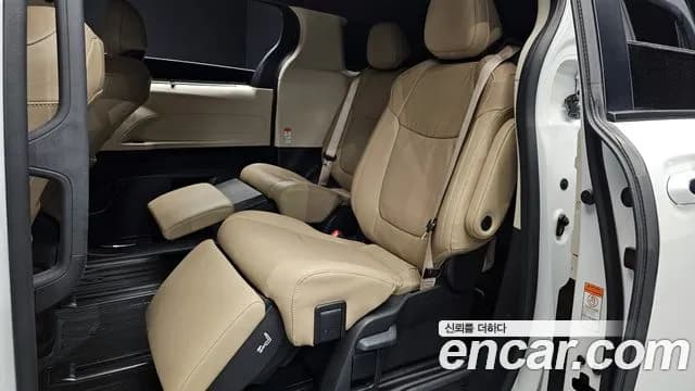 2024 Toyota Sienna 4th Gen 2.5 Hybrid 2WD Sold VIN 5TDGRKEC0RS205623 – side profile 2024 Toyota Sienna 4th Gen 2.5 Hybrid 2WD Sold VIN 5TDGRKEC0RS205623 – side profile