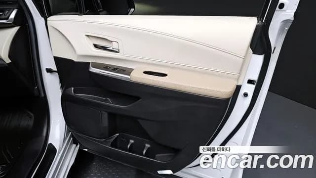 2024 Toyota Sienna 4th Gen 2.5 Hybrid 2WD Sold VIN 5TDGRKEC0RS205623 – engine bay 2024 Toyota Sienna 4th Gen 2.5 Hybrid 2WD Sold VIN 5TDGRKEC0RS205623 – engine bay