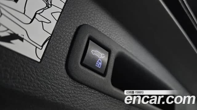 2022 Toyota Sienna 4th Gen 2.5 Hybrid 2WD Sold VIN 5TDGRKEC5NS102420 – side profile 2022 Toyota Sienna 4th Gen 2.5 Hybrid 2WD Sold VIN 5TDGRKEC5NS102420 – side profile