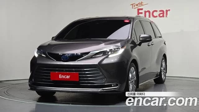 2022 Toyota Sienna 4th Gen 2.5 Hybrid 2WD Sold VIN 5TDGRKEC9NS101786 – photo 17 2022 Toyota Sienna 4th Gen 2.5 Hybrid 2WD Sold VIN 5TDGRKEC9NS101786 – photo 17