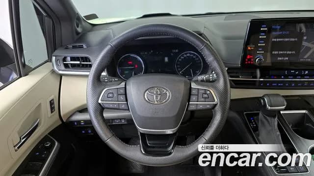2022 Toyota Sienna 4th Gen 2.5 Hybrid 2WD Sold VIN 5TDGRKEC9NS101786 – photo 18 2022 Toyota Sienna 4th Gen 2.5 Hybrid 2WD Sold VIN 5TDGRKEC9NS101786 – photo 18