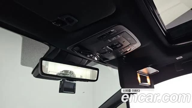 2025 Toyota Sienna 4th Gen 2.5 Hybrid AWD Sold VIN 5TDGSKFC5SS174555 – interior seats 2025 Toyota Sienna 4th Gen 2.5 Hybrid AWD Sold VIN 5TDGSKFC5SS174555 – interior seats